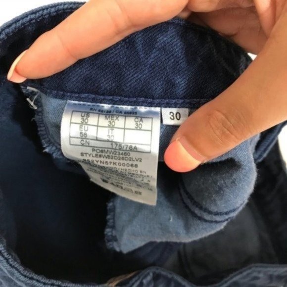 GUESS  Mid-Rise Denim Shorts - Picture 6 of 8